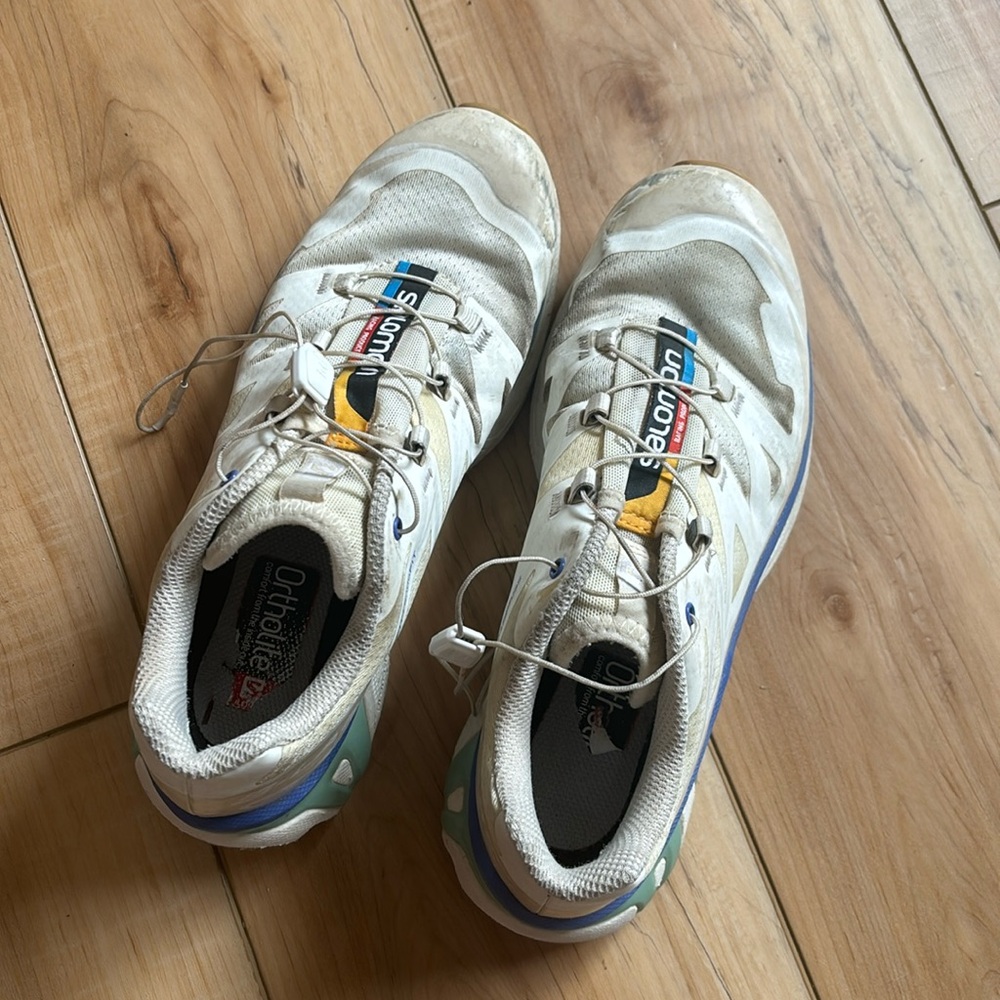 Salomon XT-6 vanilla color